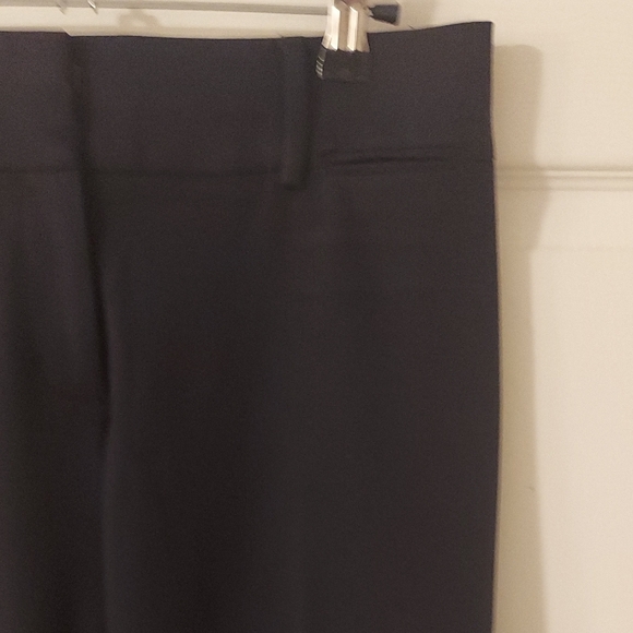 Loft Tailored Marisa Trousers in Navy Sz. 2 Minimalist Office - Picture 11 of 15